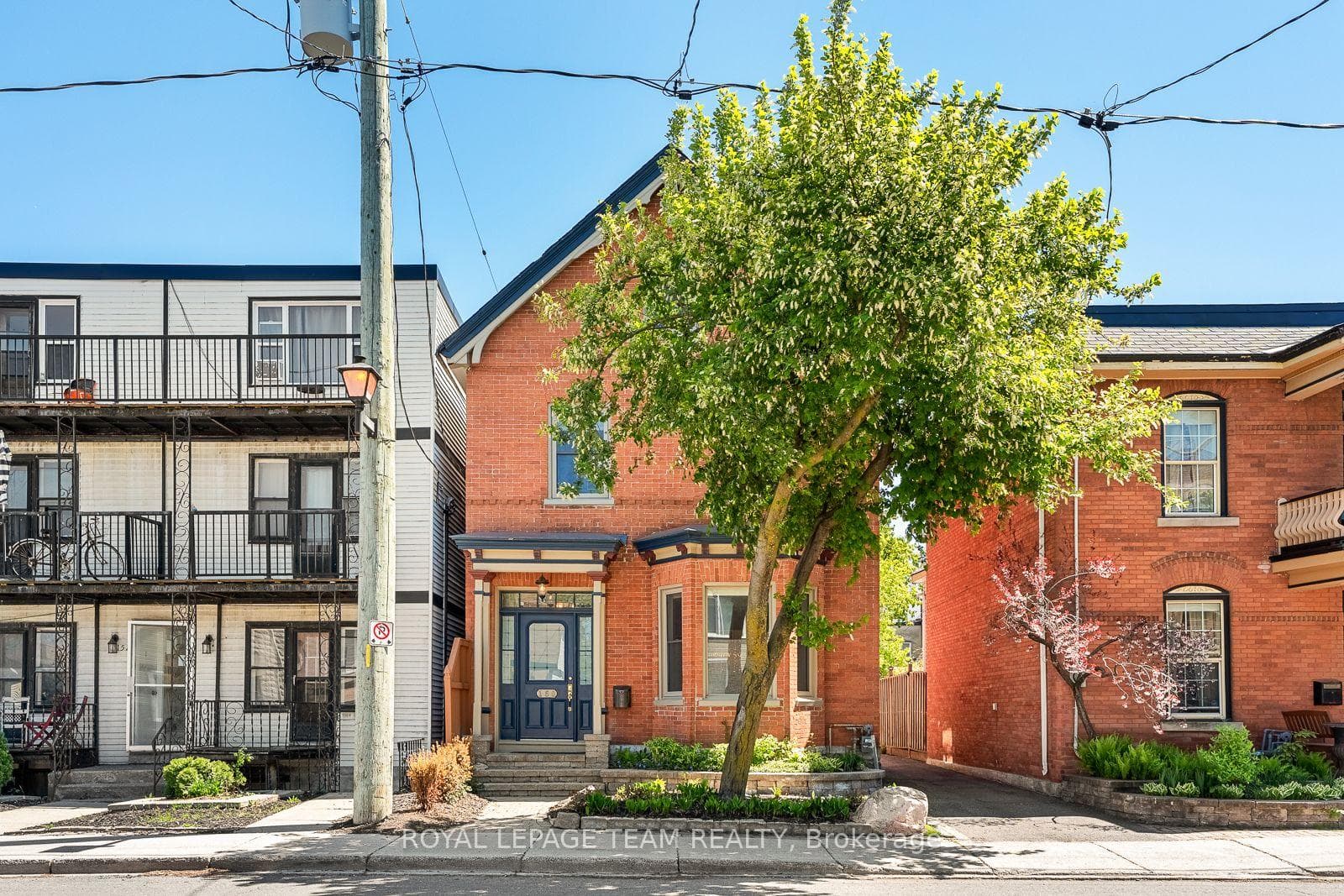 150 Guigues Avenue photo 1