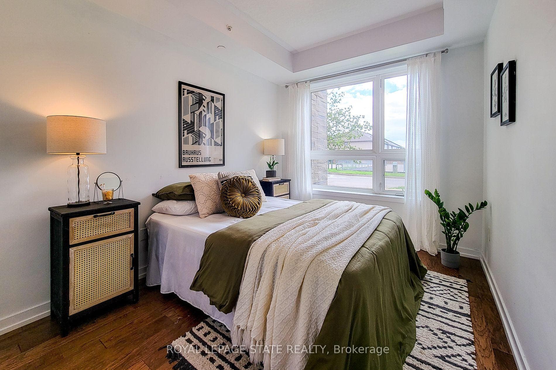 35 Southshore Crescent Unit 119 photo 28