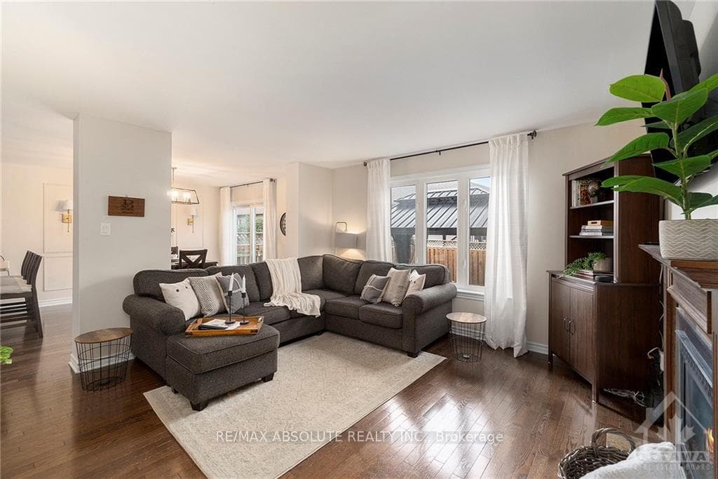 25 VERONA Drive photo 8