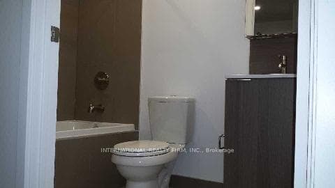 170 Sumach Street Unit 2505 photo 9