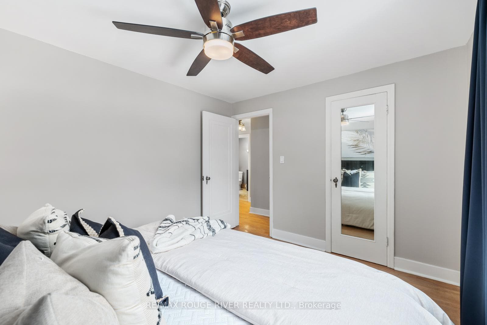 551 Mary Street photo 19