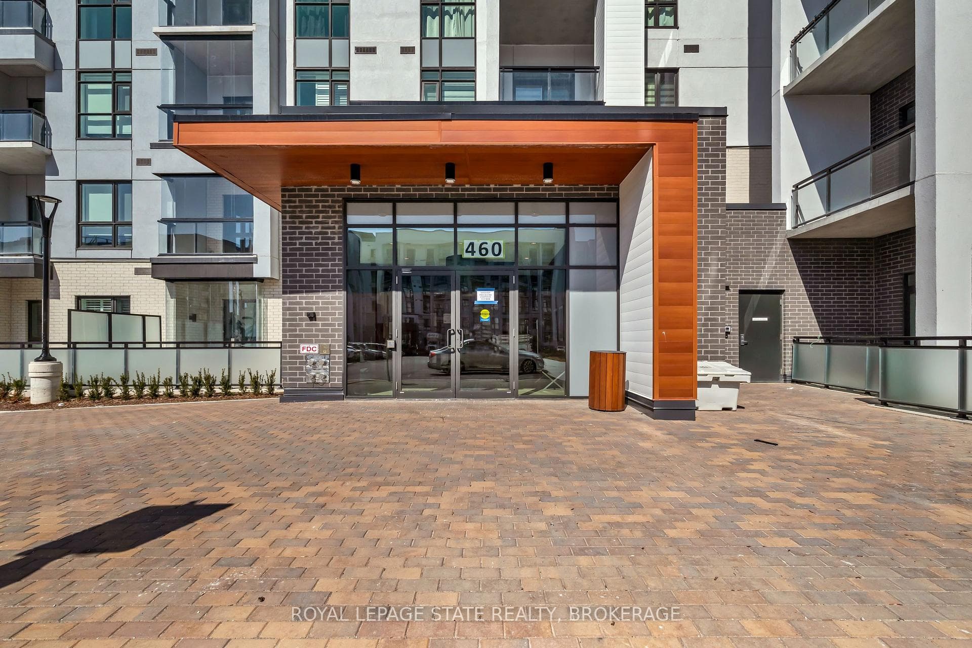 460 GORDON KRANTZ Avenue Unit 601 photo 2
