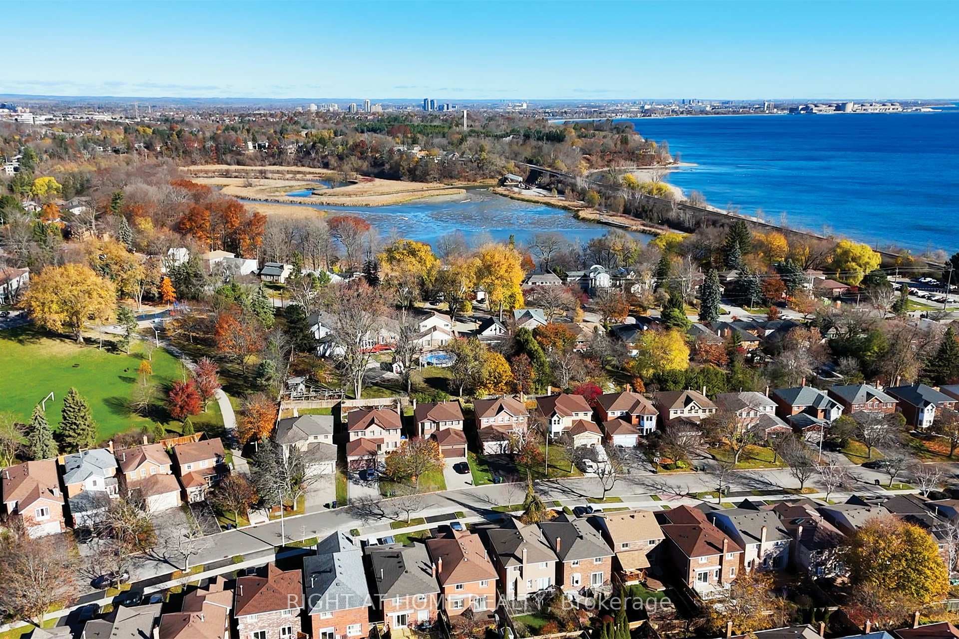 30 Bornholm Drive photo 2