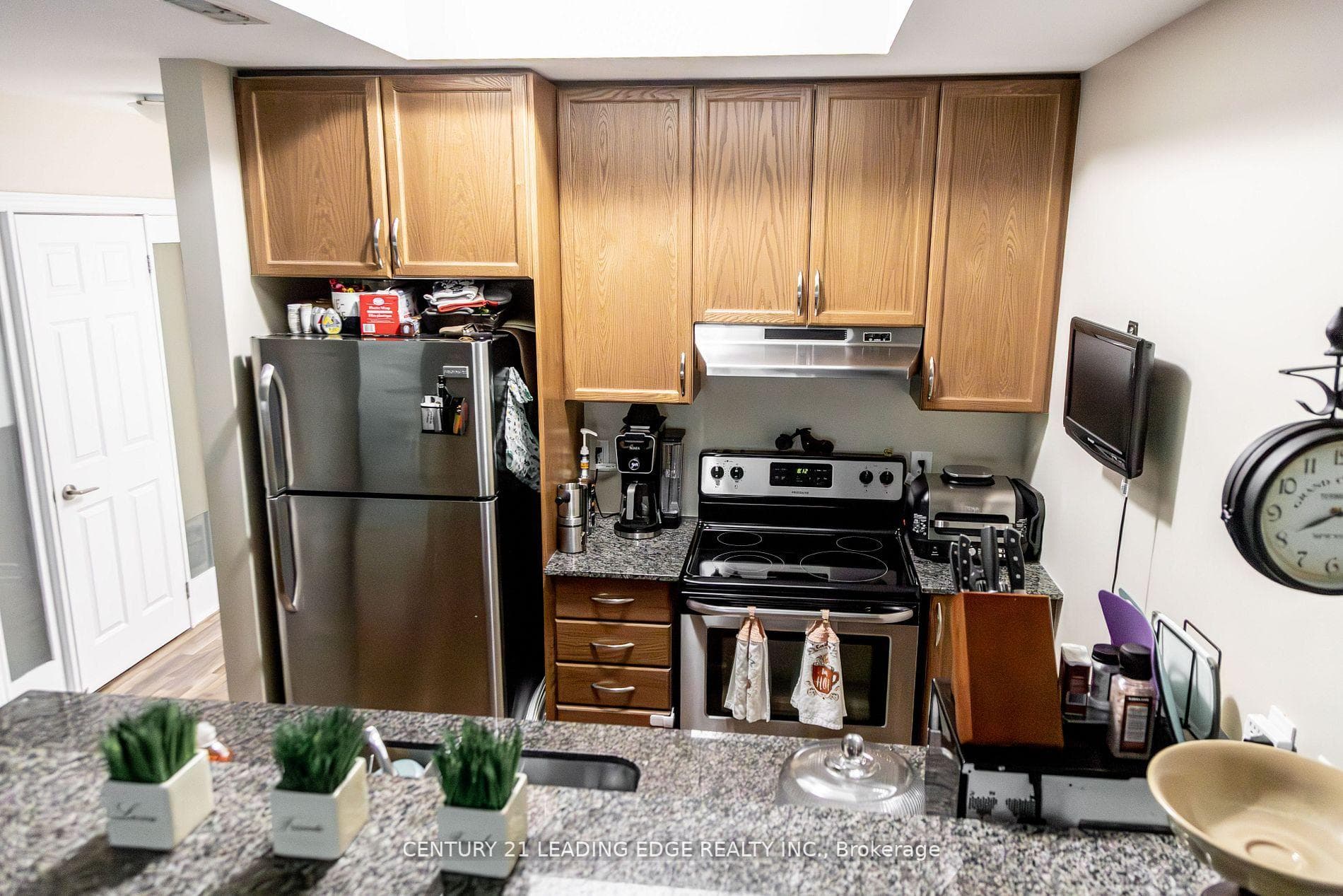 650 Gordon Street Unit 213 photo 8