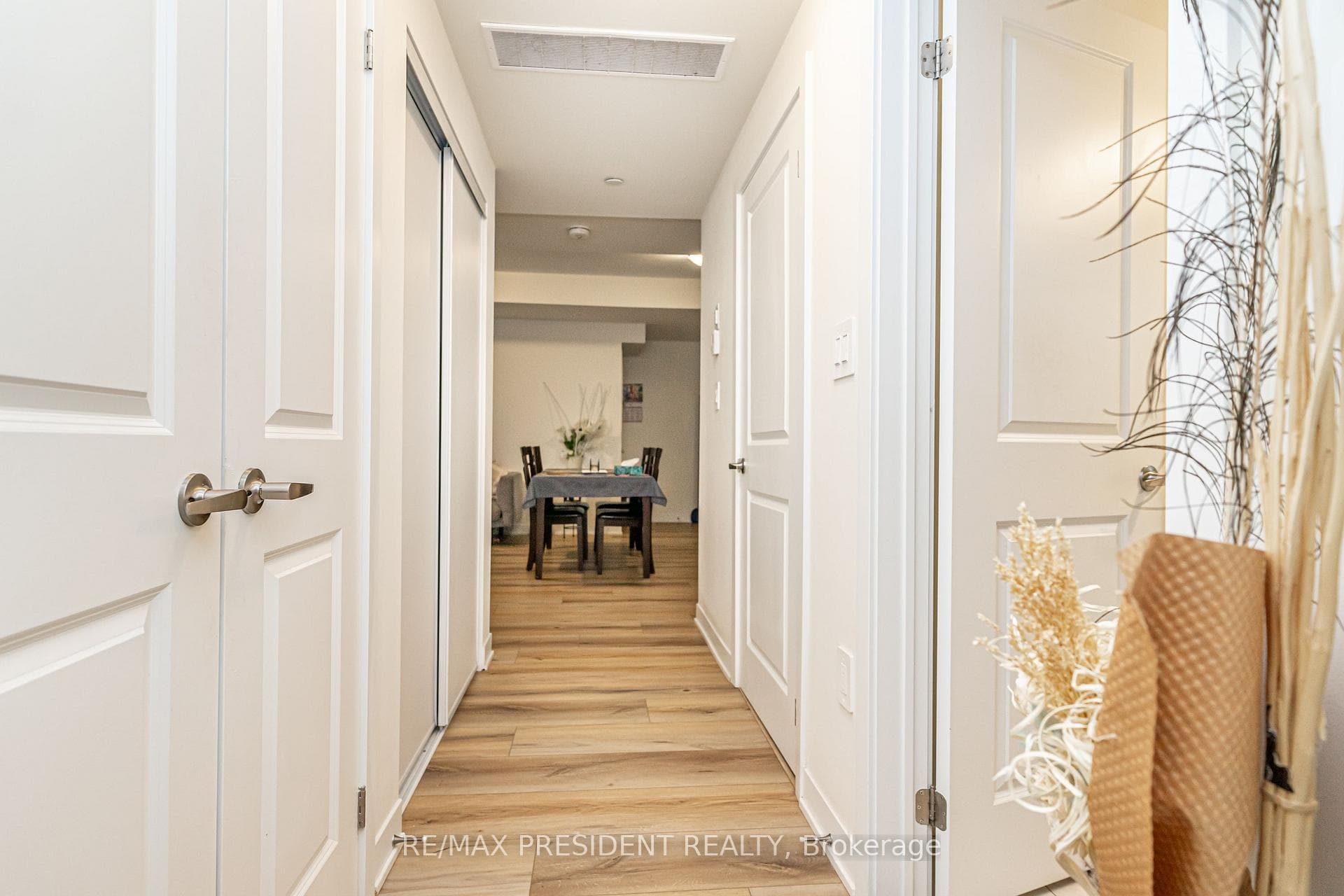755 Omega Drive Unit 218 photo 12