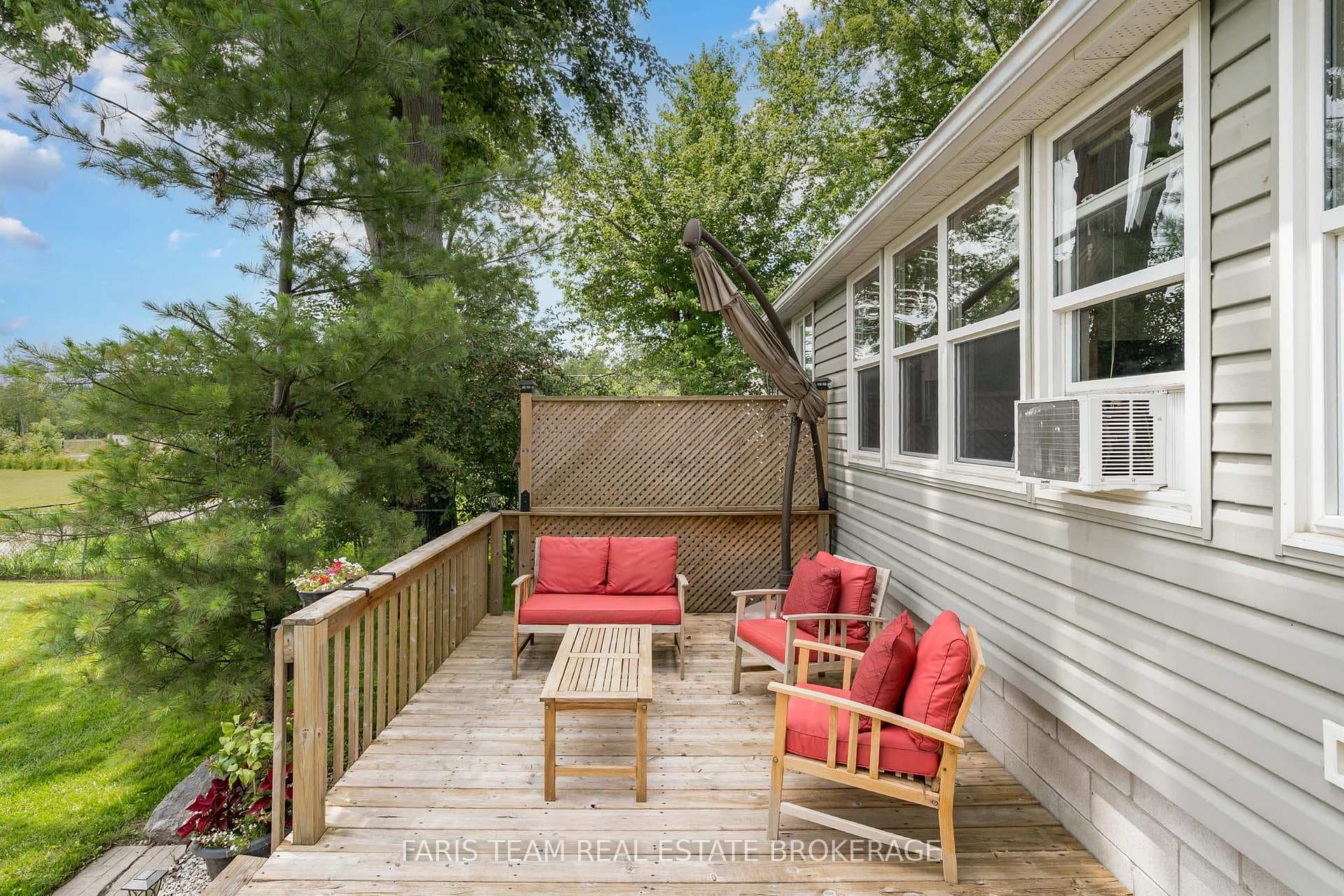 1067 Park Place photo 23