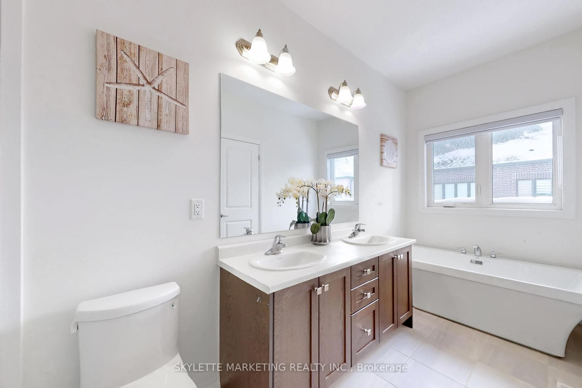 63 McCague Avenue photo 19