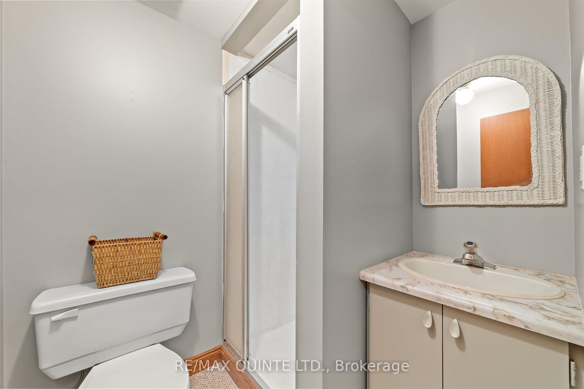 46 Grosvenor Drive photo 30