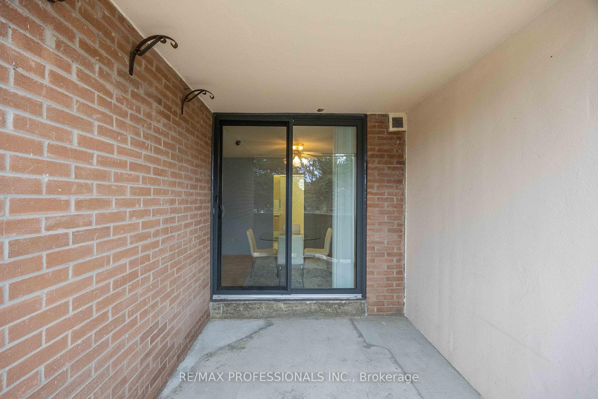 345 Driftwood Avenue Unit 210 photo 16