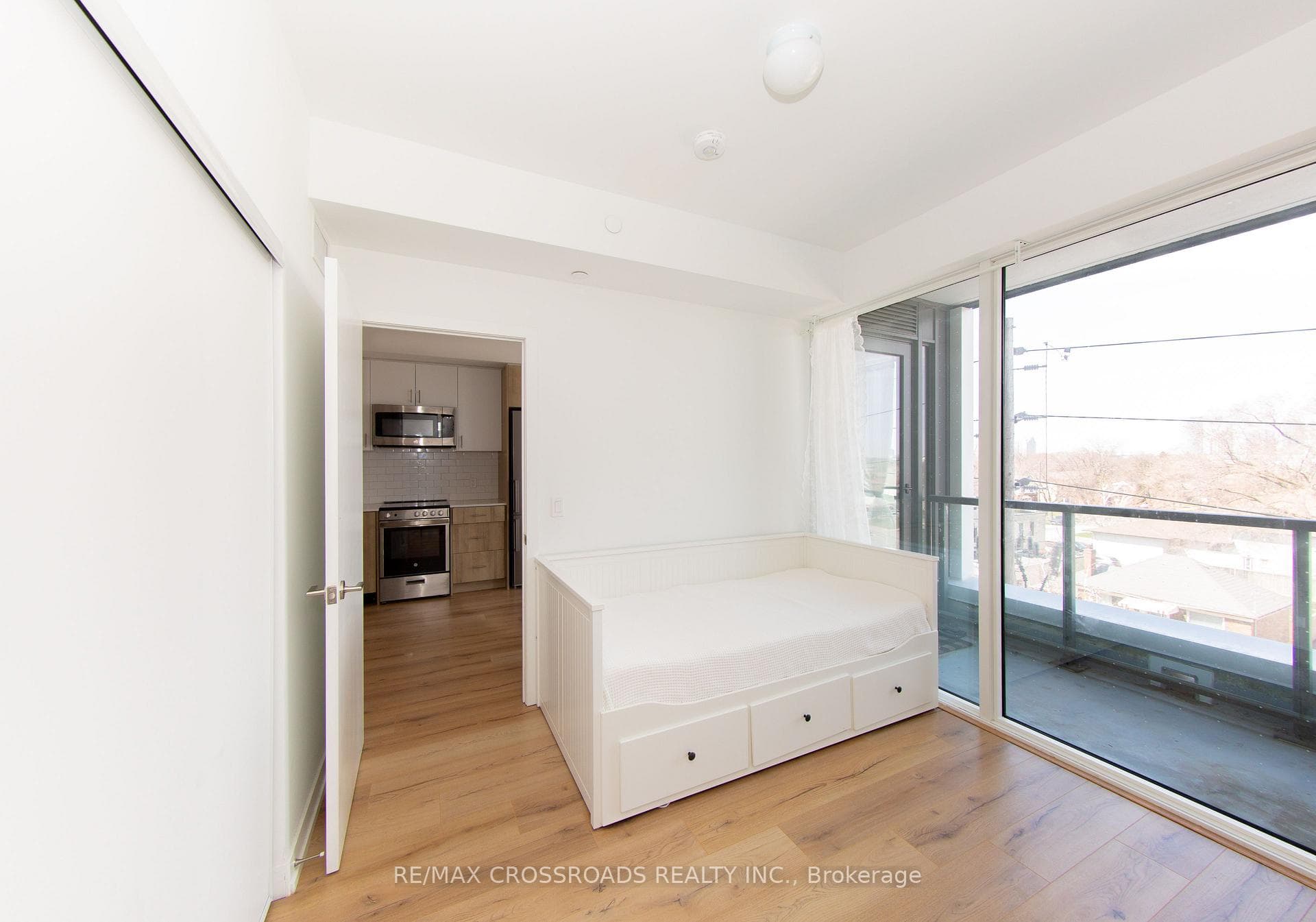 1195 The Queensway N/A Unit 406 photo 10