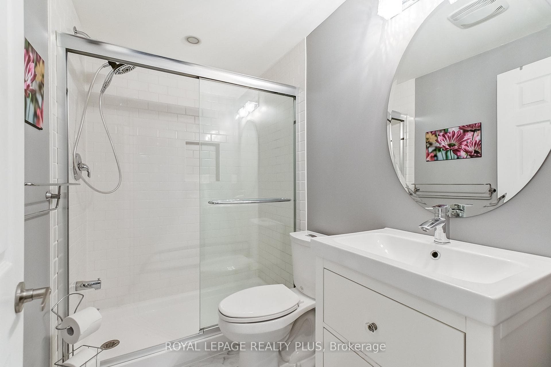 1376 Hearst Boulevard photo 34