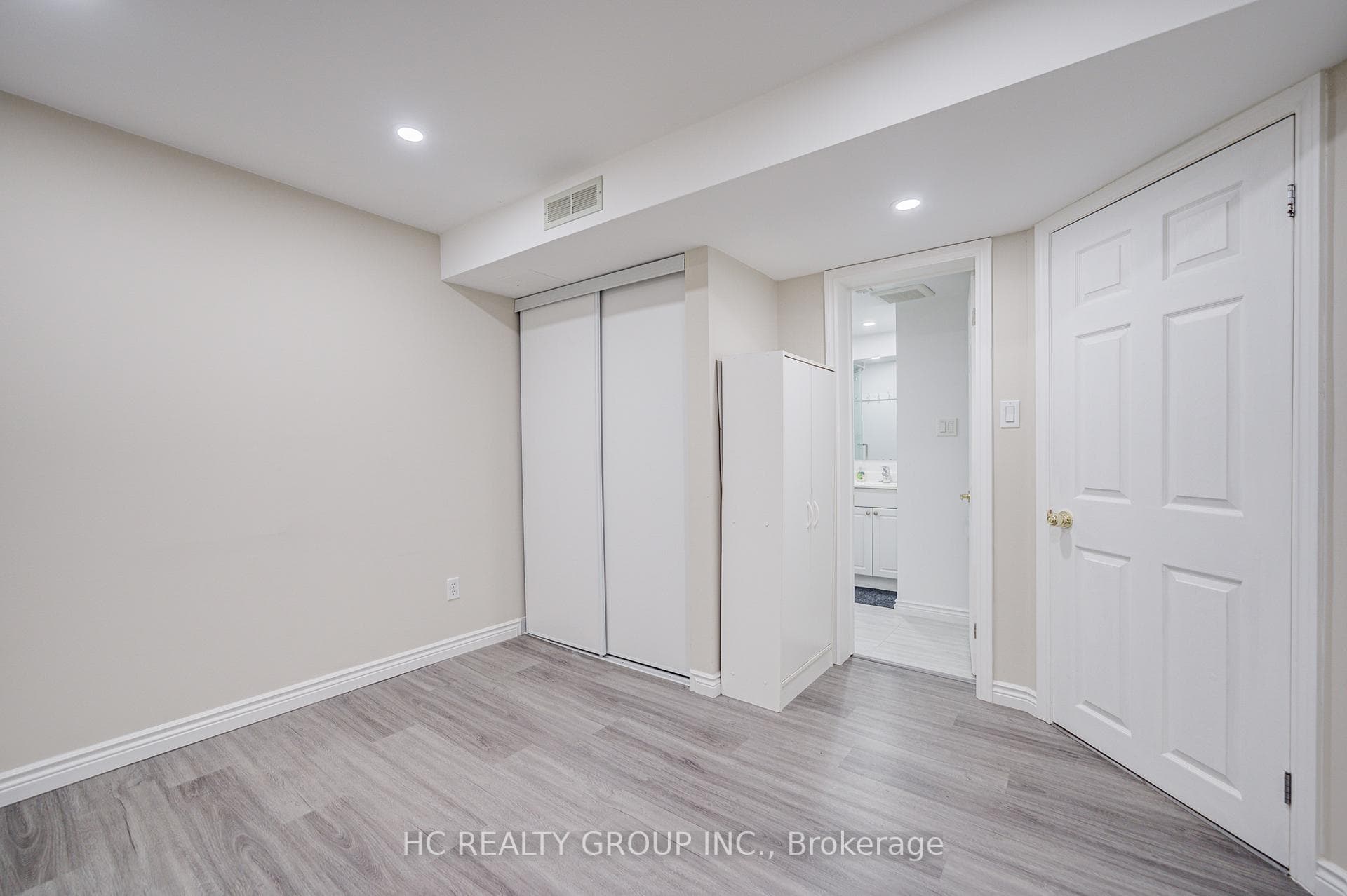 21 Appleby Crescent photo 13