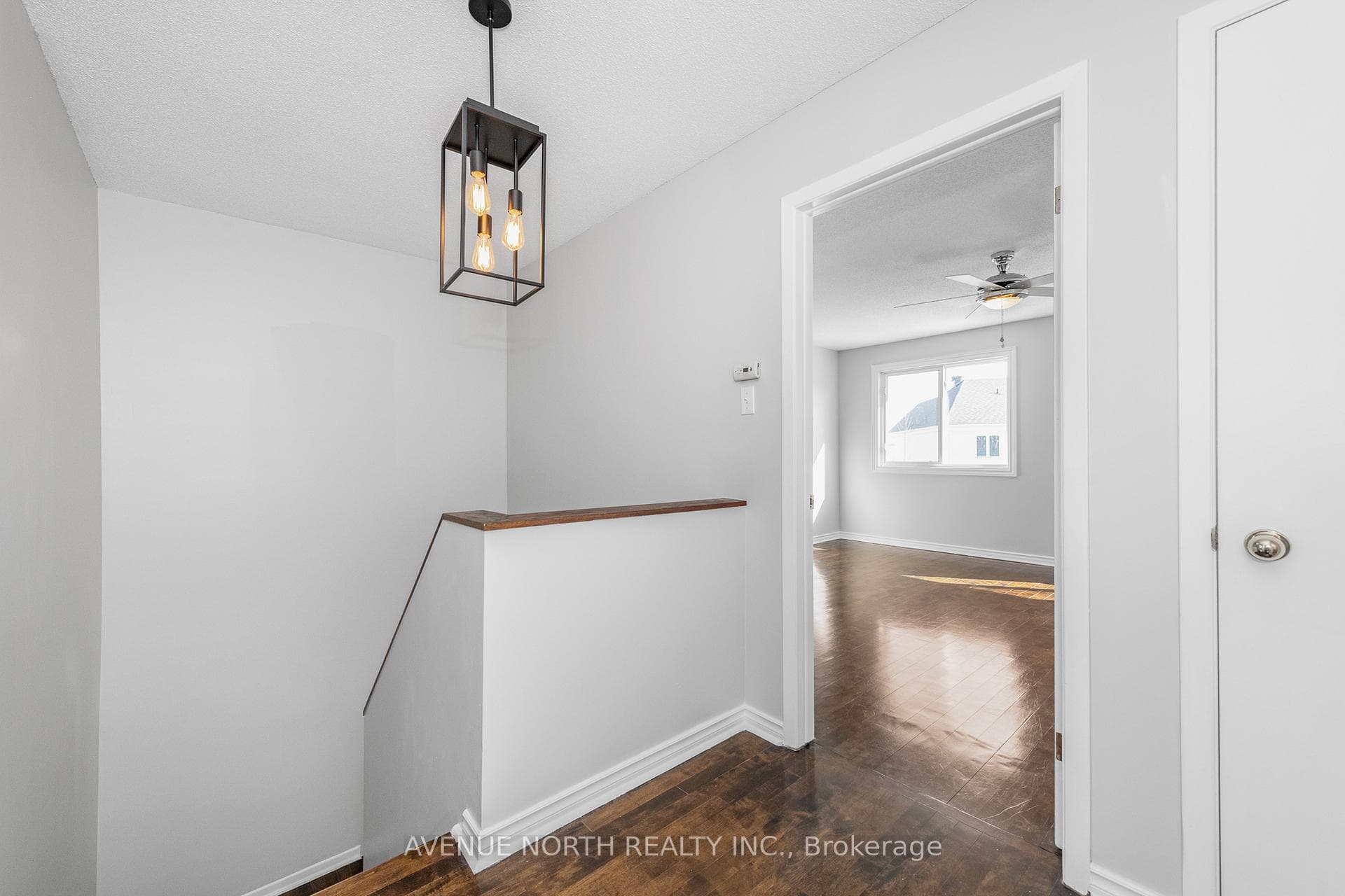 1121 Dianne Street photo 20