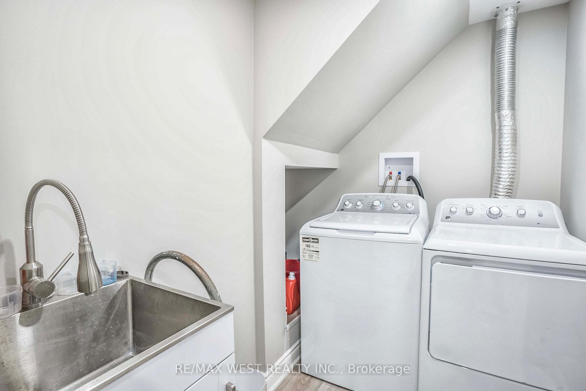 25 Woodpark Road photo 19