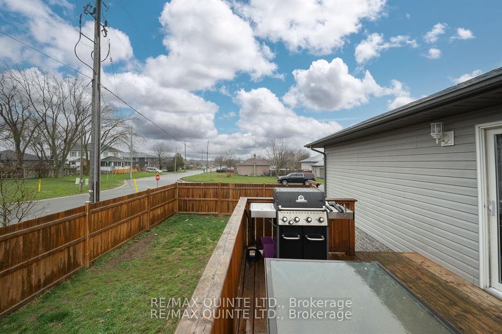 1 Ridgeview Lane photo 32