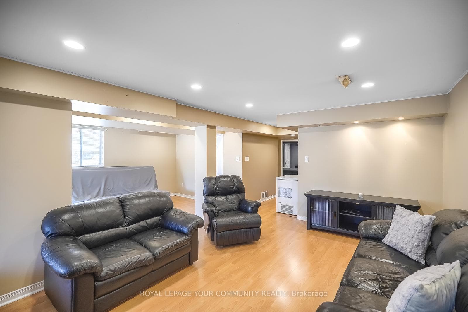 2134 Erin Gate Boulevard photo 26