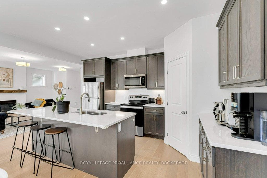 249 Mill Pond Place photo 16