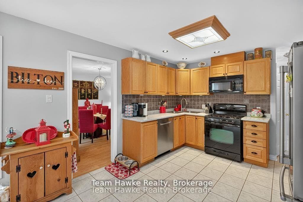 29 BOYD Crescent photo 11