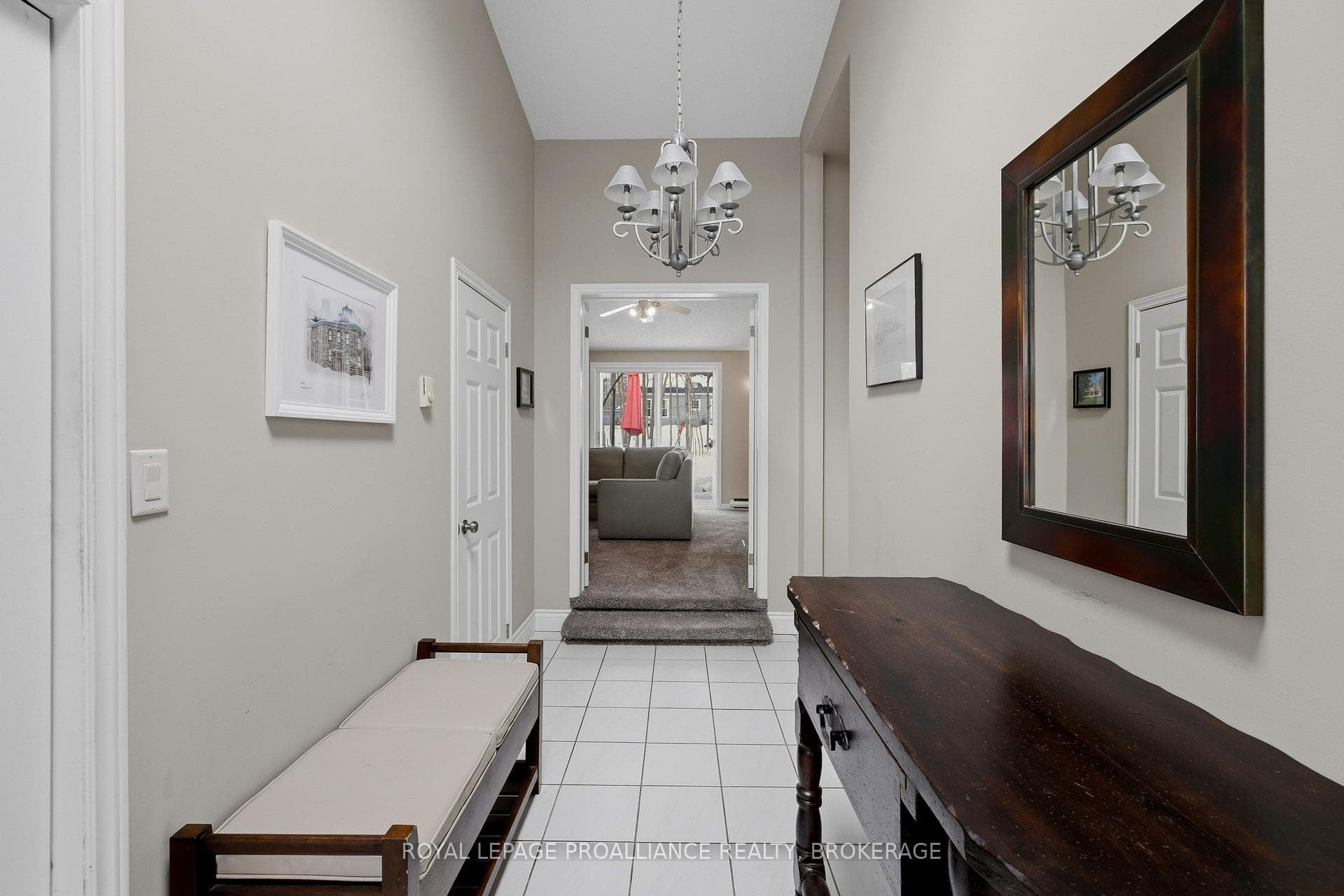 27 Riverside Drive photo 5