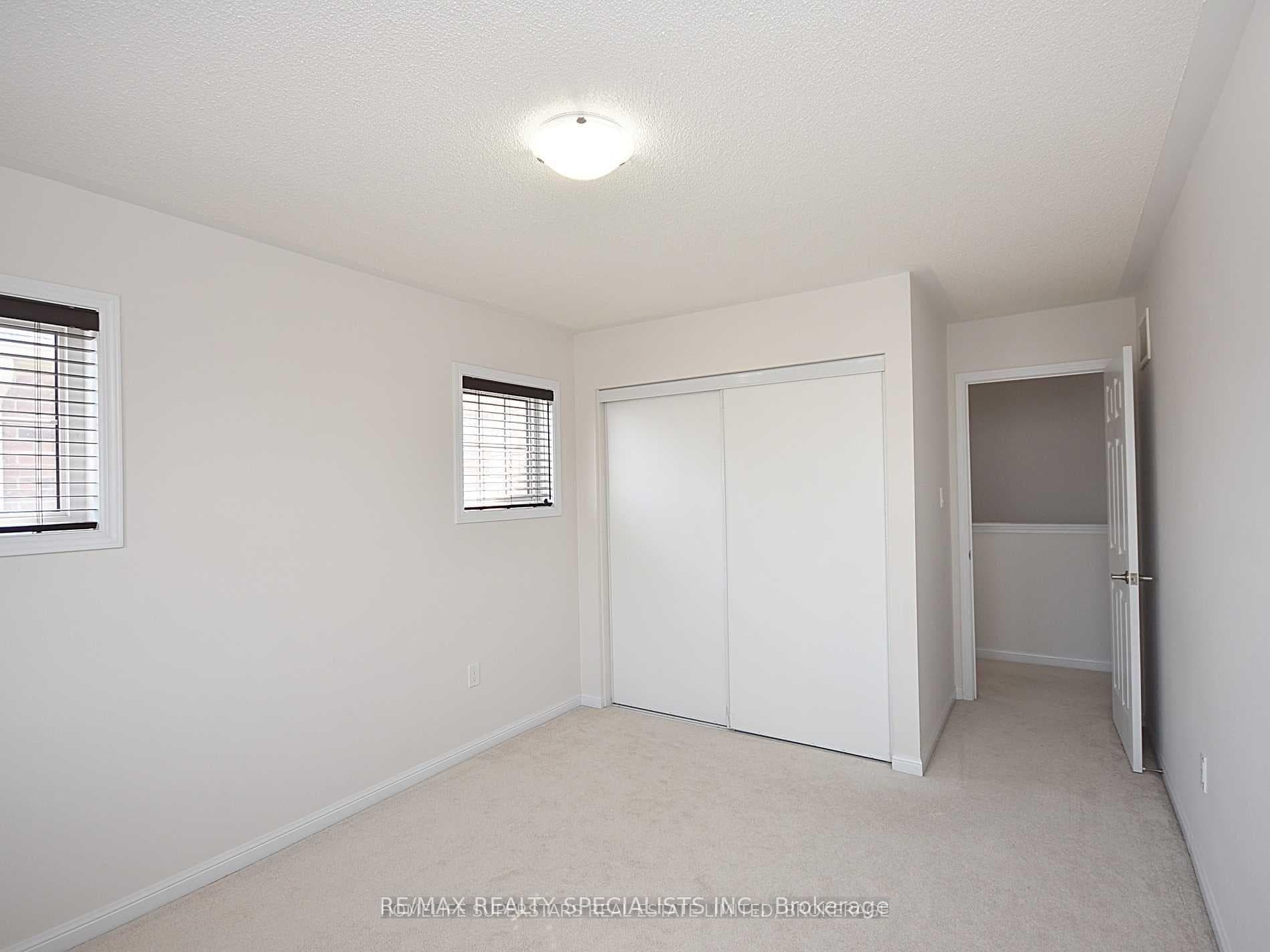 94 Robert Parkinson Drive photo 15