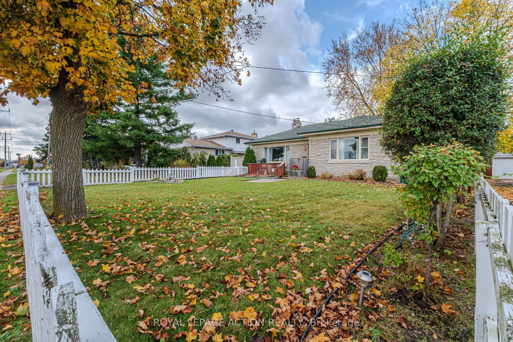 19 King George Road photo 30