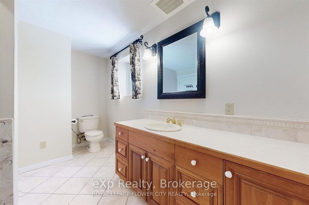 85 William Street Unit 401 photo 11