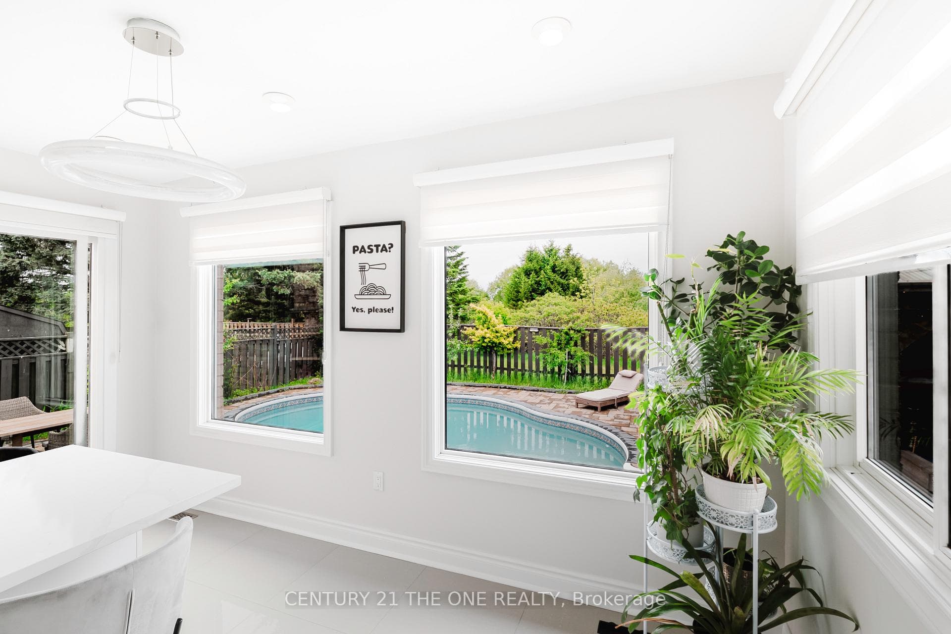 971 Leslie Valley Drive photo 13
