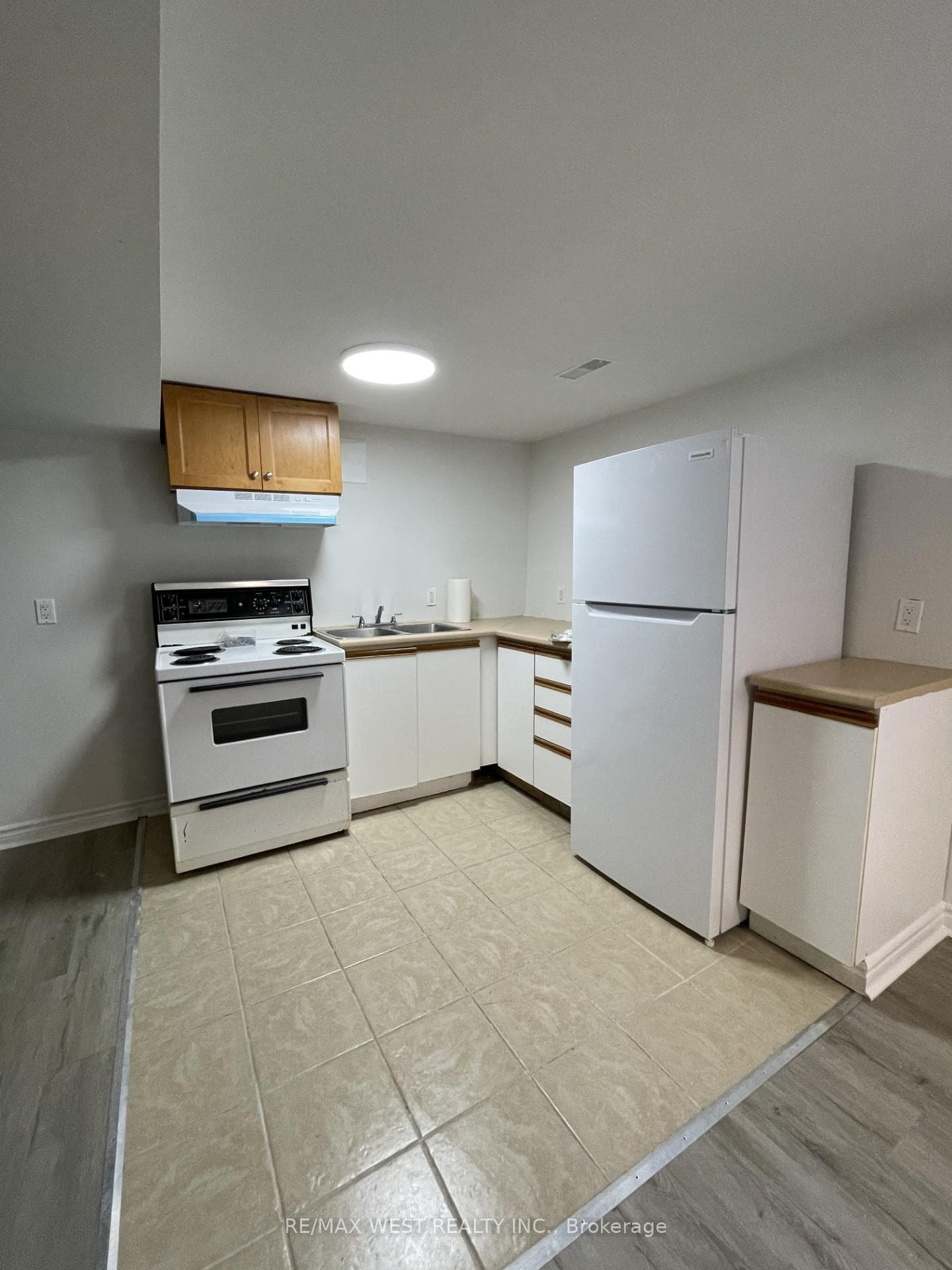 153 Codrington Street Unit BSMT photo 2