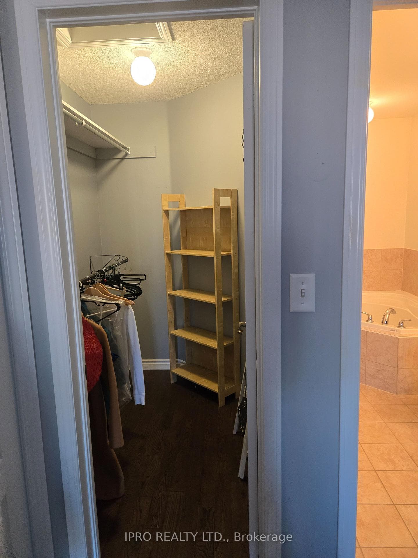 7 Edenfield Street photo 10