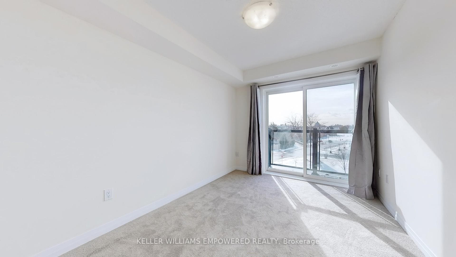 155 Tapscott Road Unit 19 photo 17