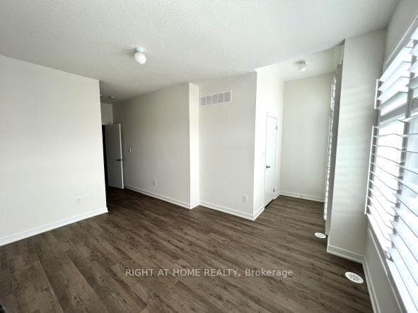 44 Armillo Place photo 12