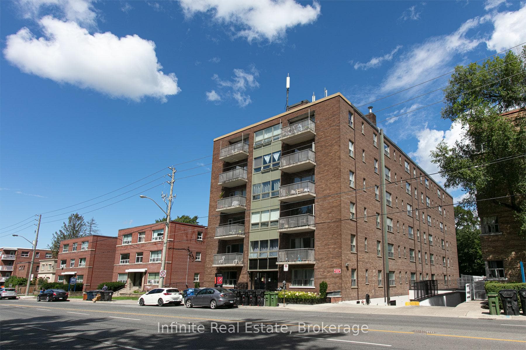1291 Bayview Avenue Unit 303 photo 1