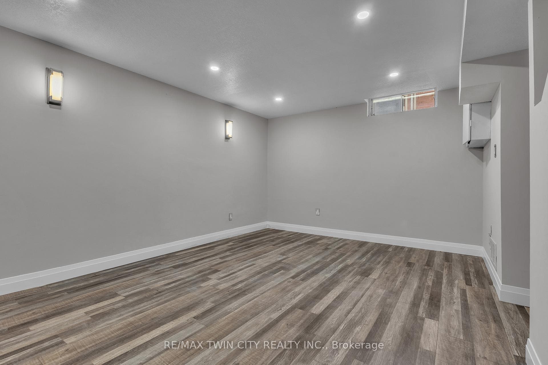 43 Connelly Drive photo 40