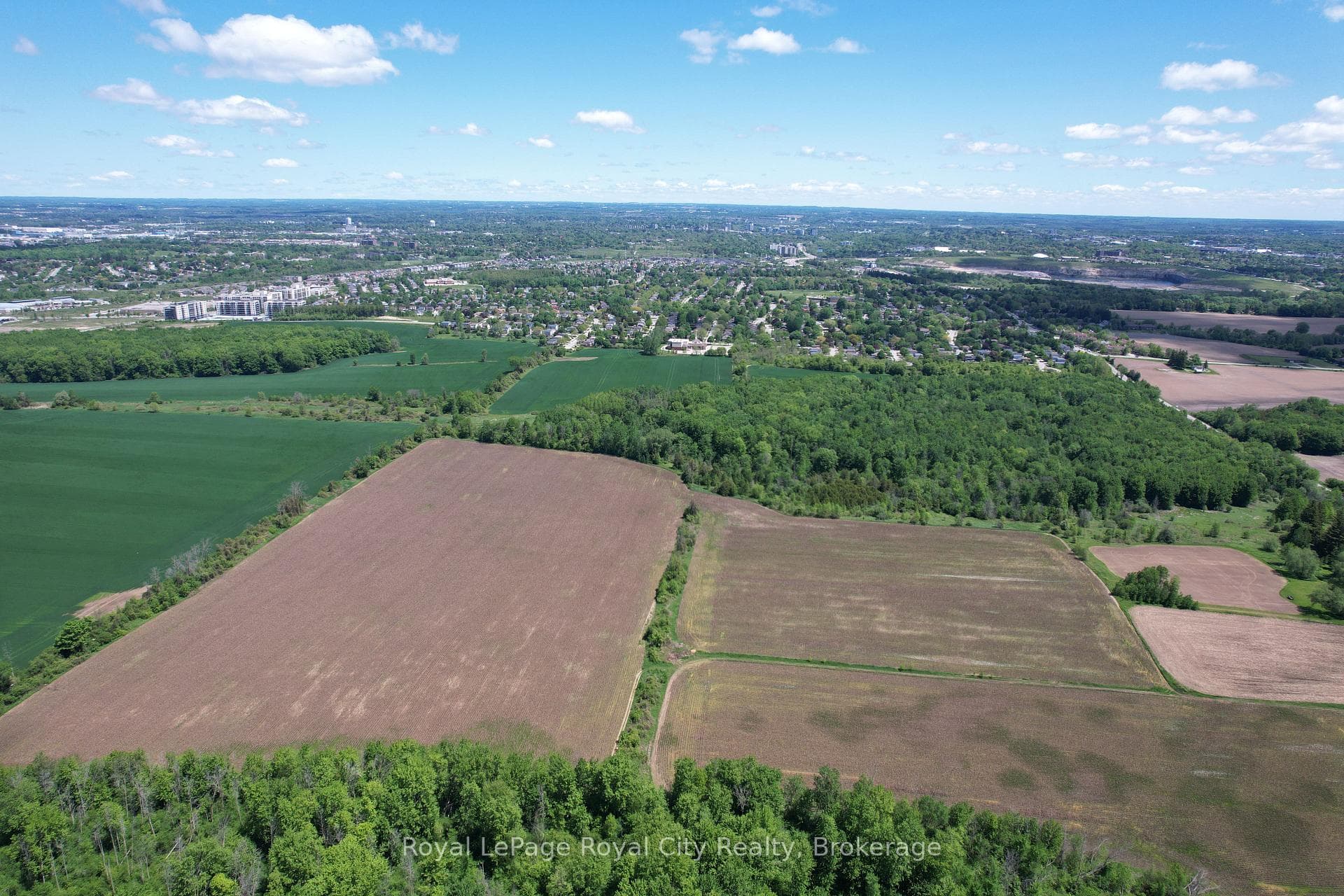7096 Fife Road photo 5