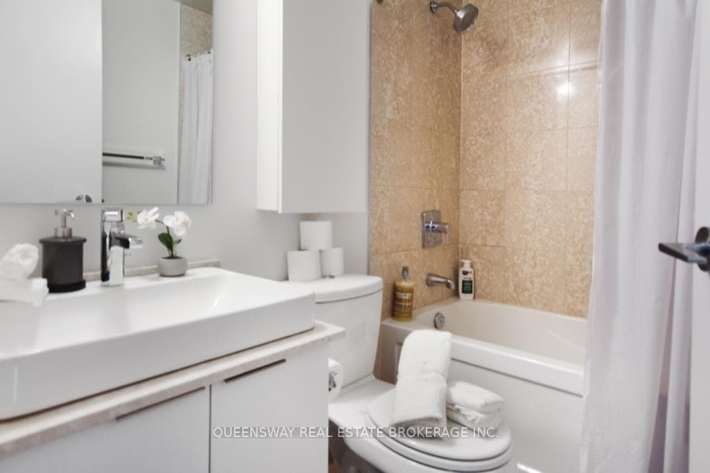 14 York Street Unit 607 photo 10