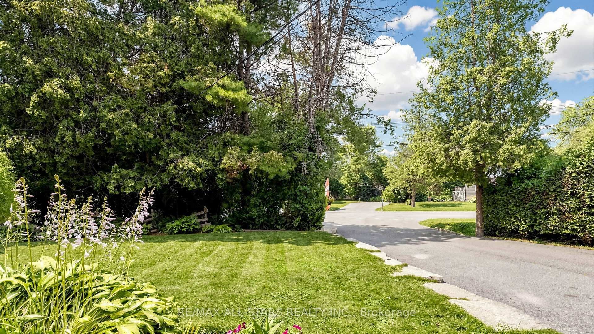 28 Florence Drive photo 50