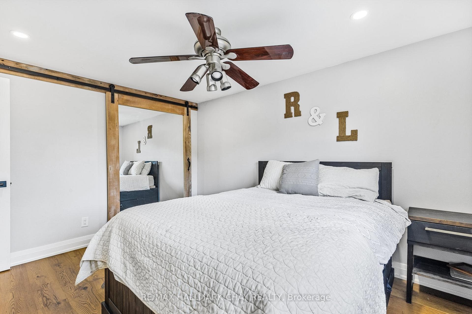55 Lionel Stone Avenue photo 16