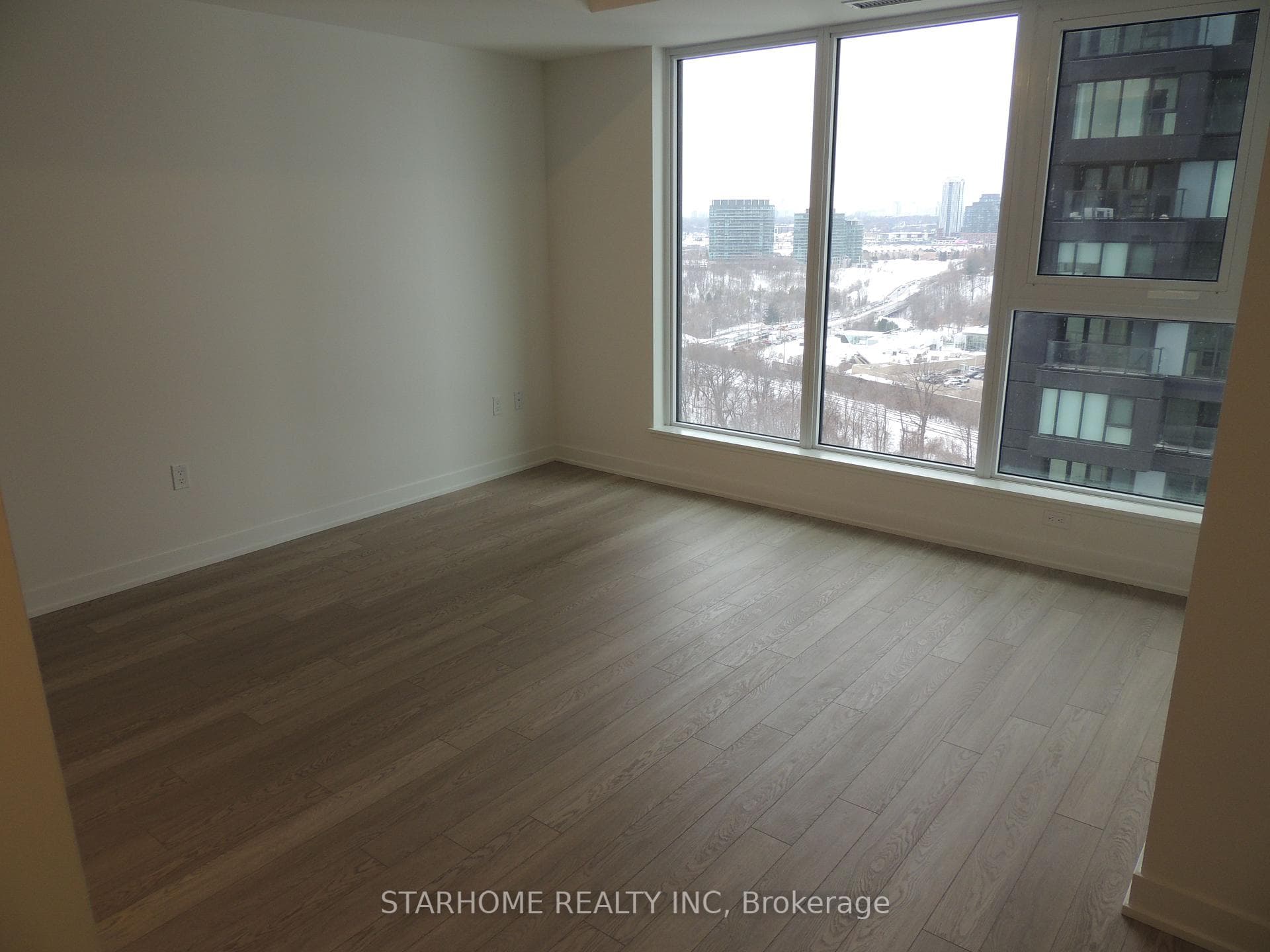 1 Quarrington Lane Unit 1606 photo 6