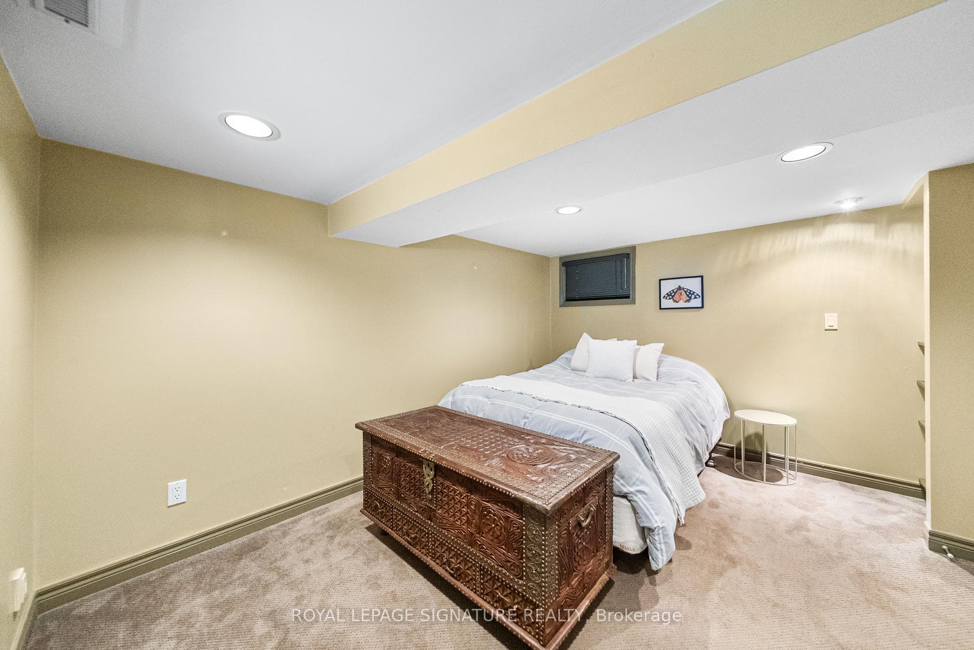 220 Westlake Avenue photo 31