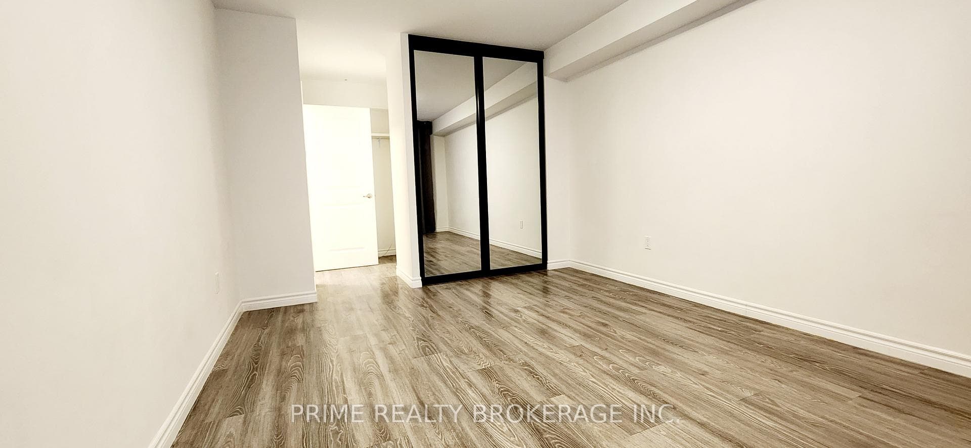 205 Hilda Avenue Unit 807 photo 12