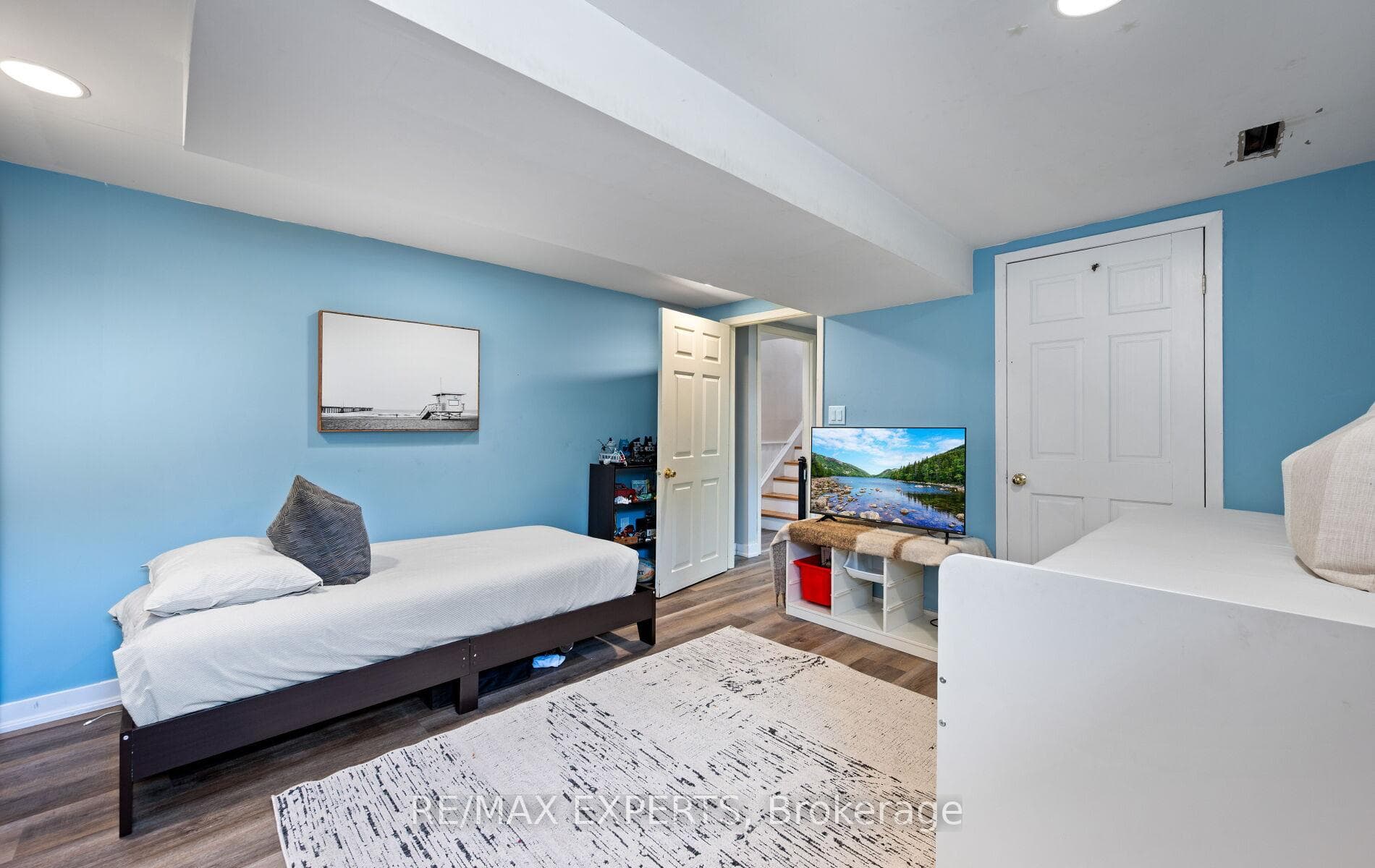 12 Simon Drive photo 34