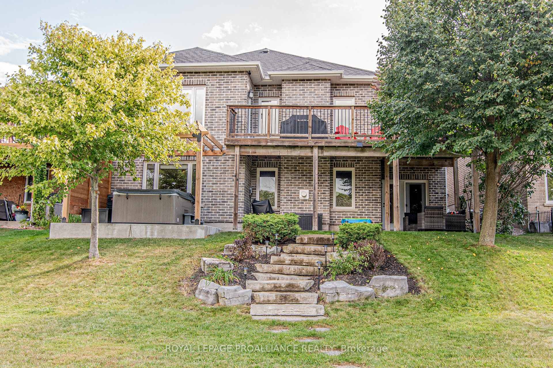 841 Roshan Drive photo 38