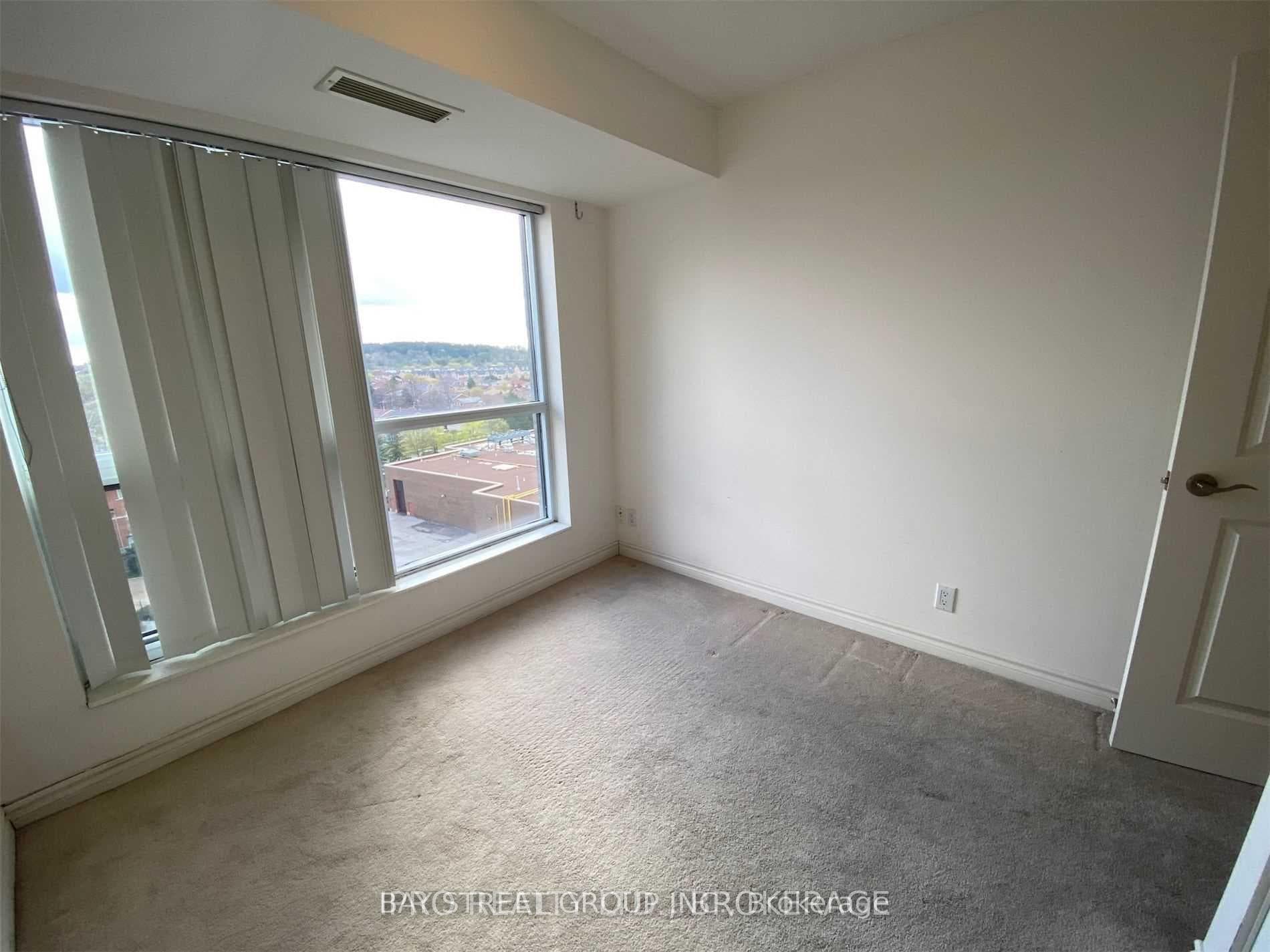 18 Harding Boulevard Unit 820 photo 9