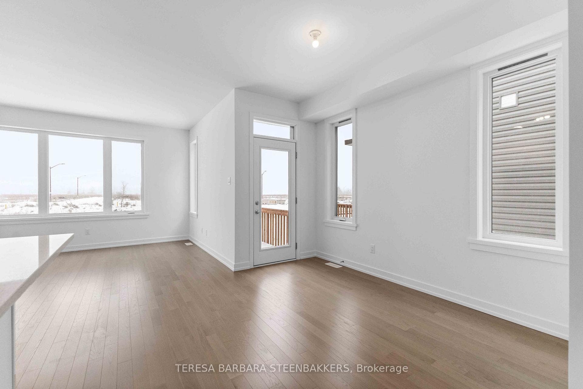 1063 Acoustic Way photo 34