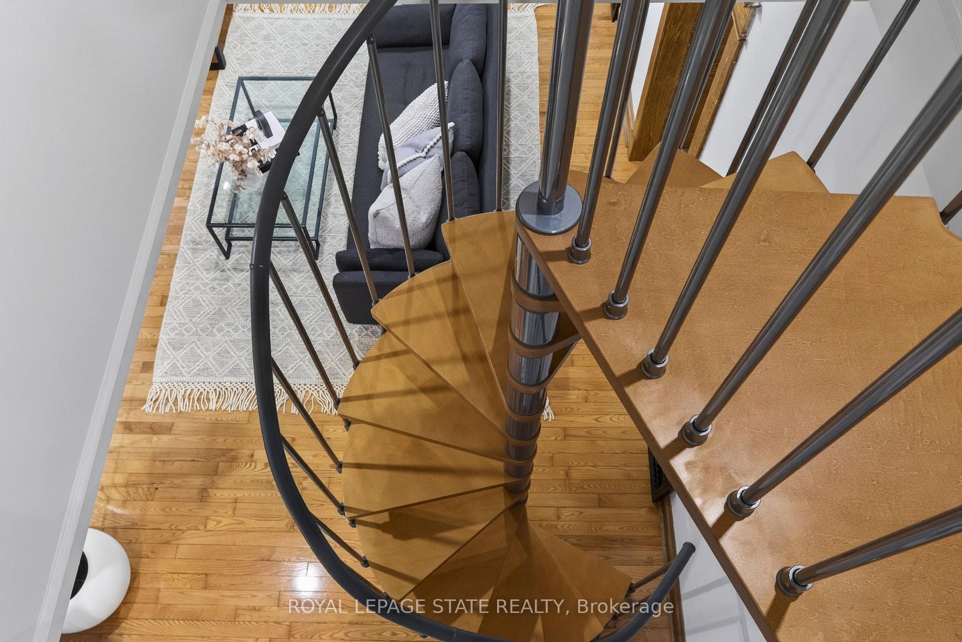 105 Highland Avenue photo 40