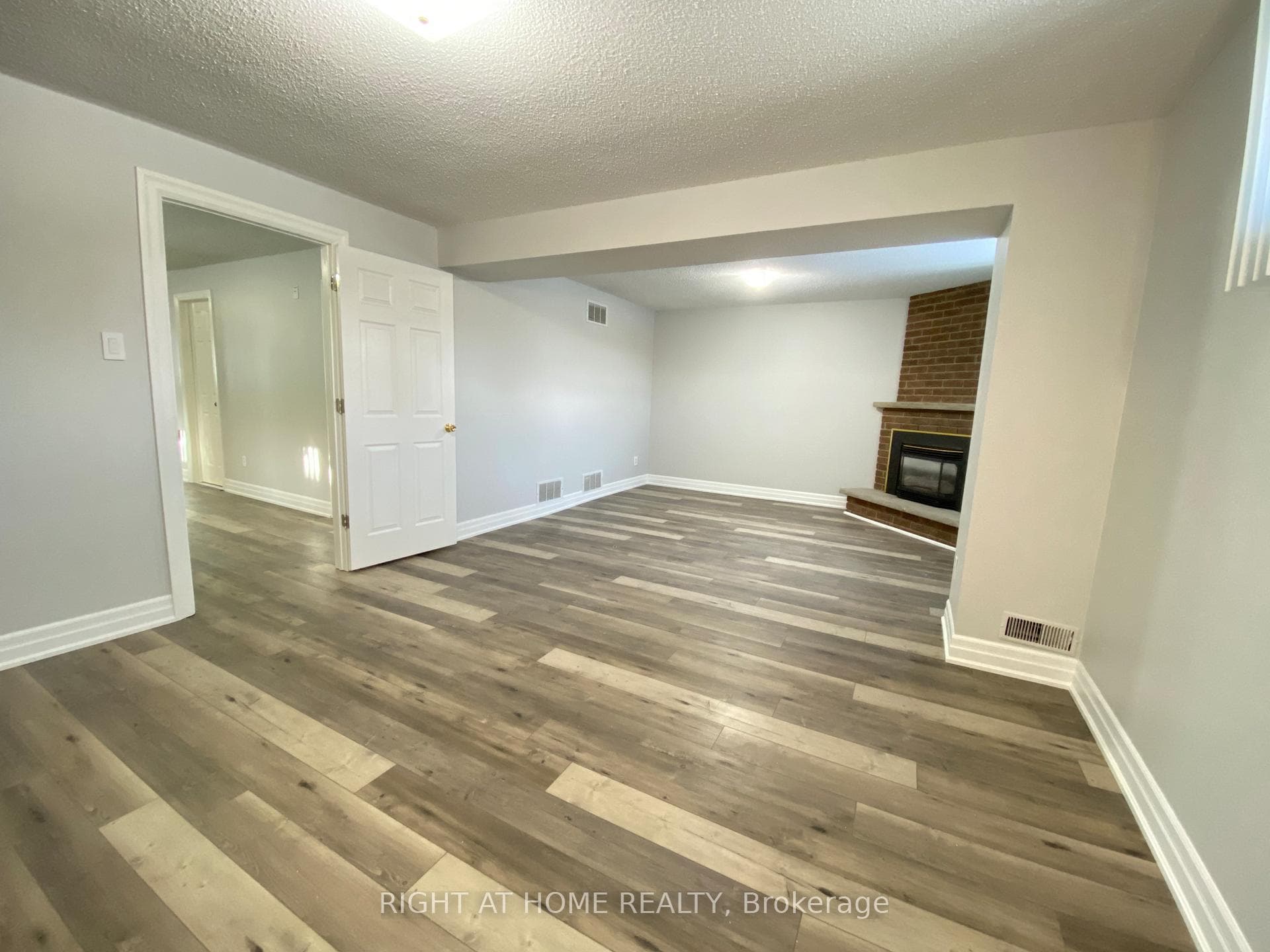 1157 Meander Court Unit Lower photo 13