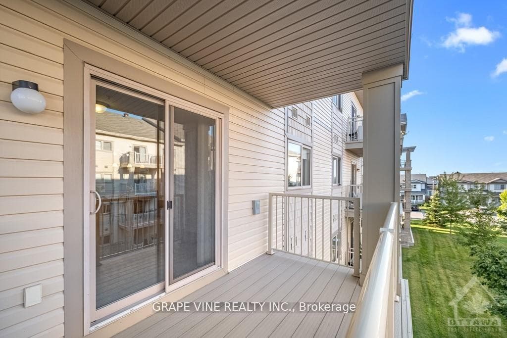 141 POTTS Private N/A Unit 307 photo 31