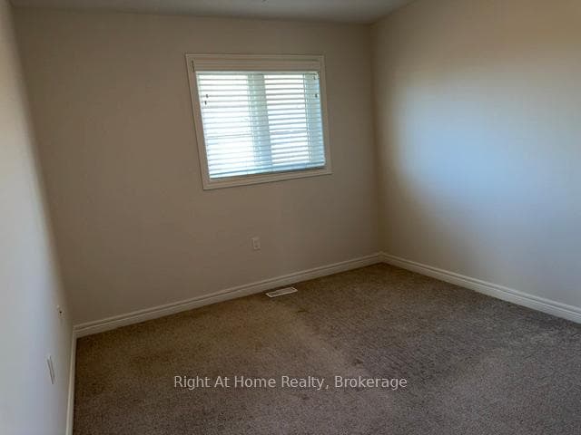 11 White Star Lane photo 12