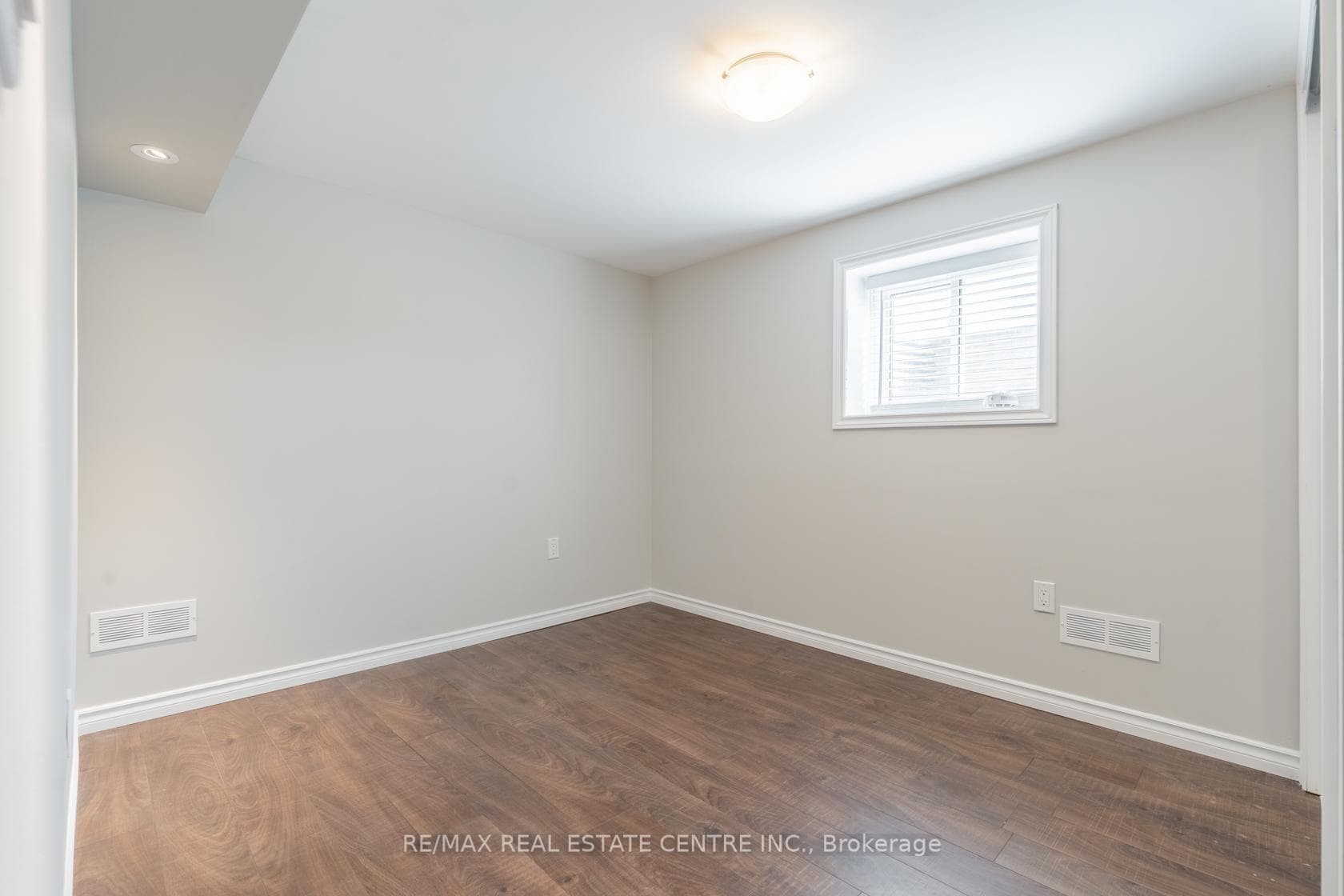 2 Bellingham Drive Unit 2 photo 16