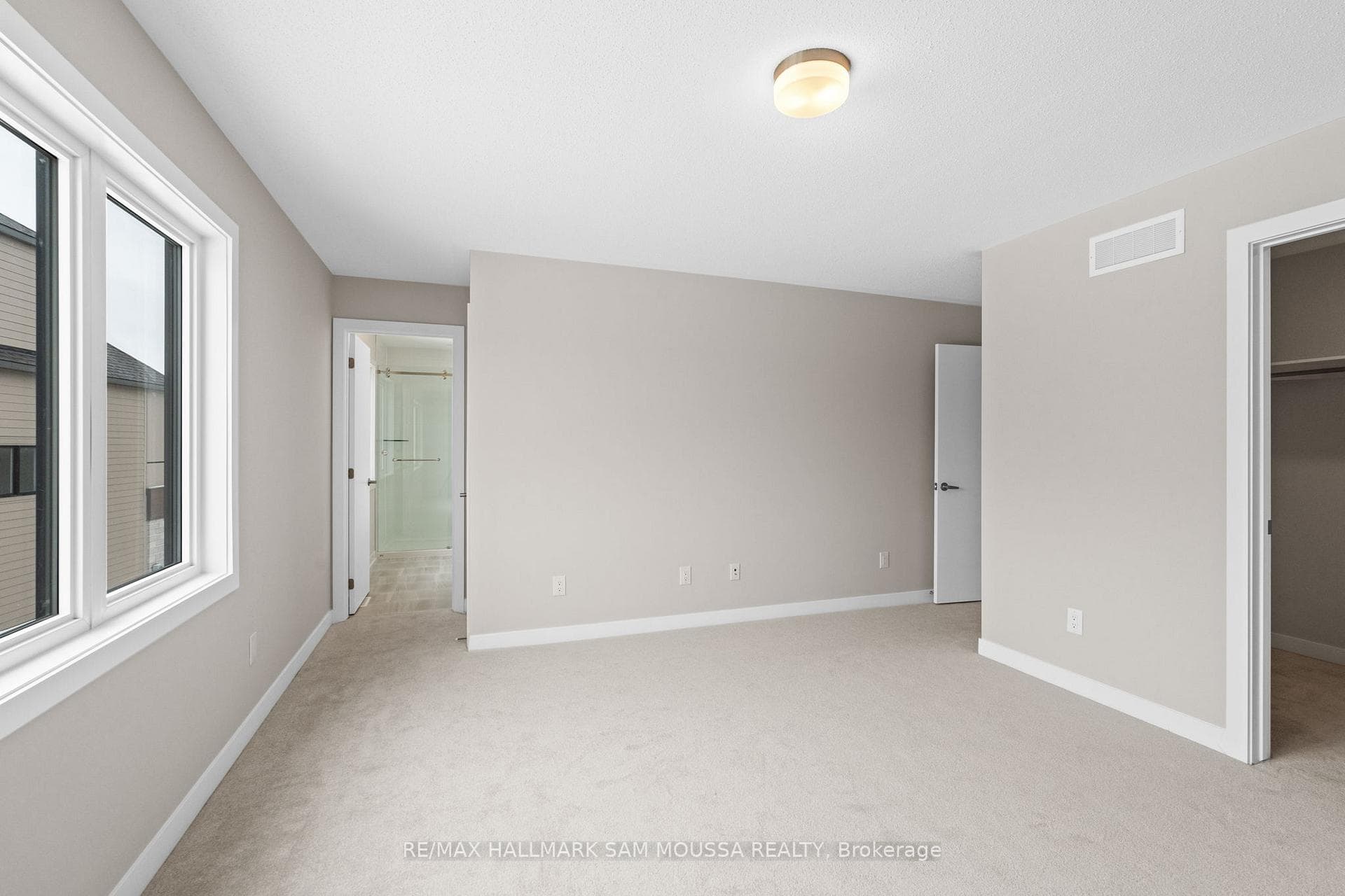 410 Euphoria Crescent photo 27
